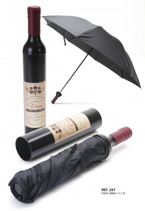 Paraguas hombre botella vino 