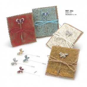 Alfiler mariposa estuchado